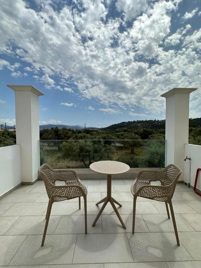 Liokambos Apartment Lefkada City Ngoại thất bức ảnh