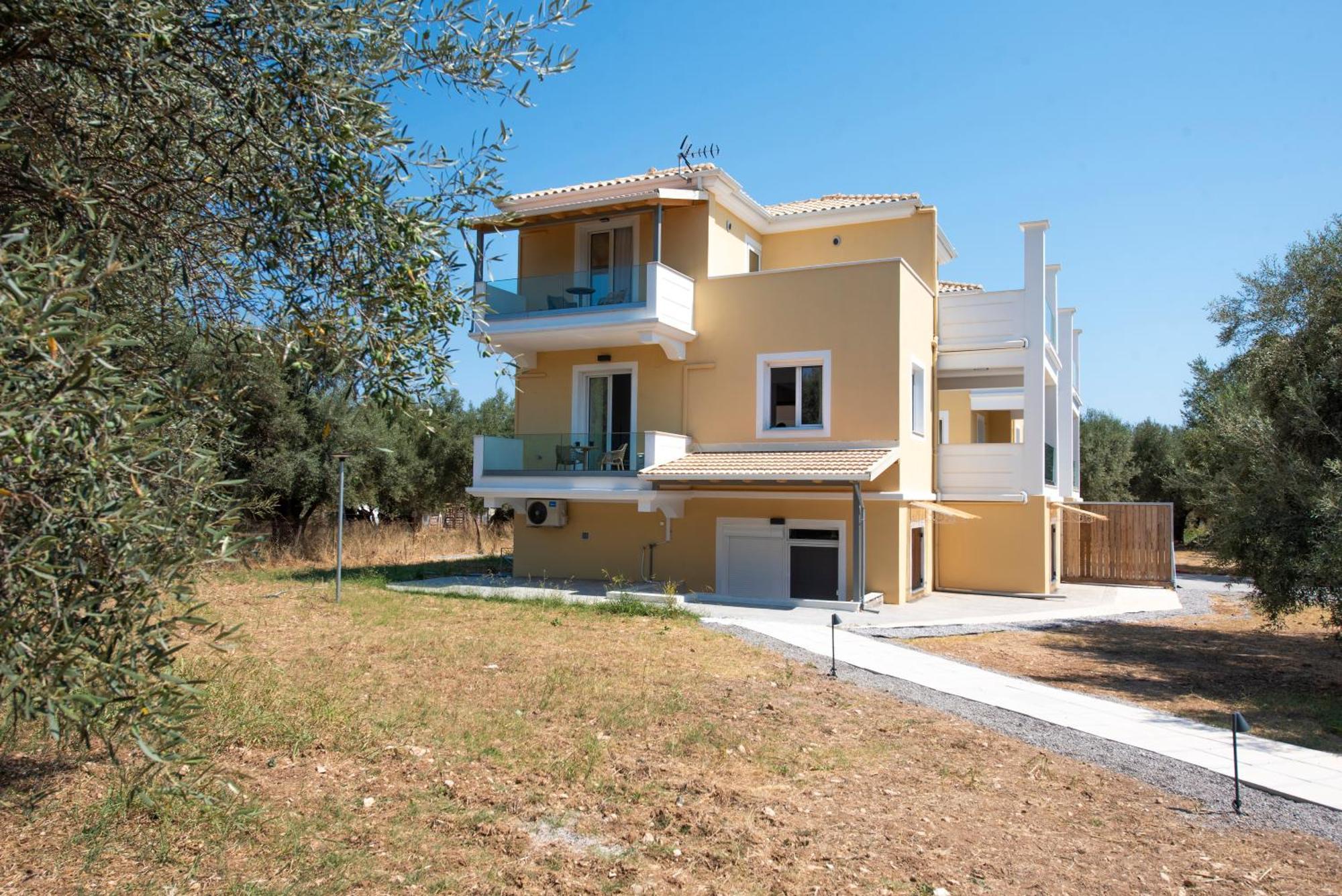 Liokambos Apartment Lefkada City Ngoại thất bức ảnh