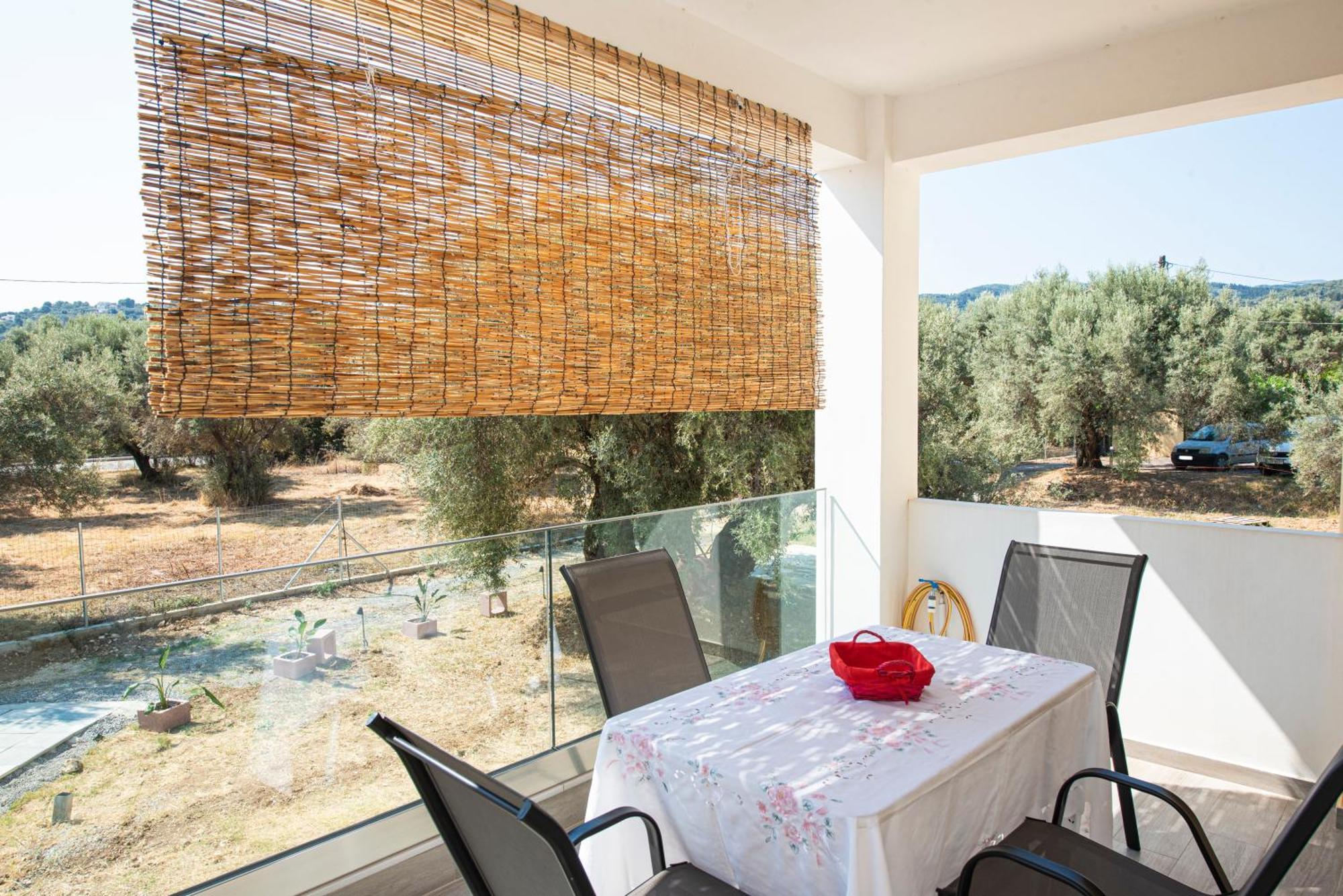 Liokambos Apartment Lefkada City Ngoại thất bức ảnh